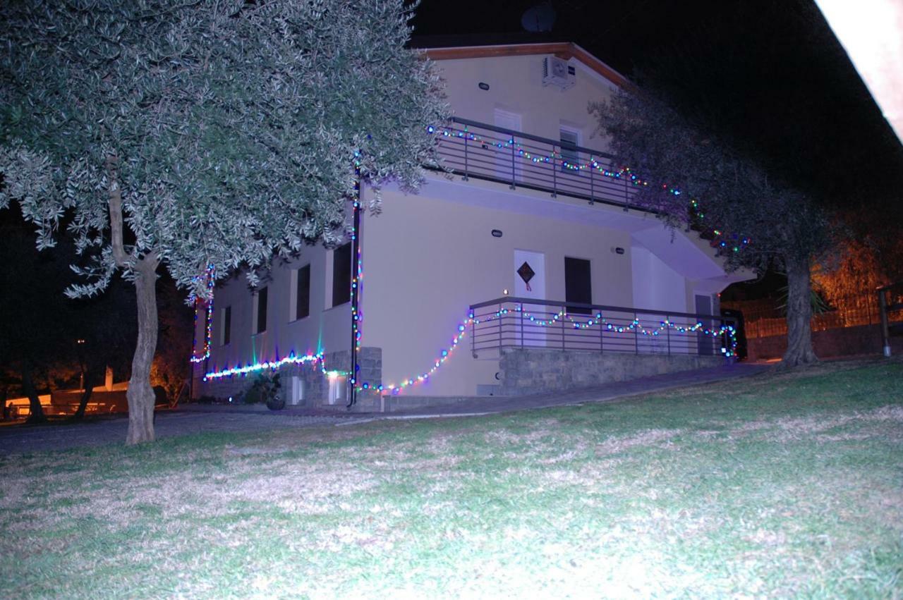 La Corte Di Magu Малчезине Екстериор снимка
